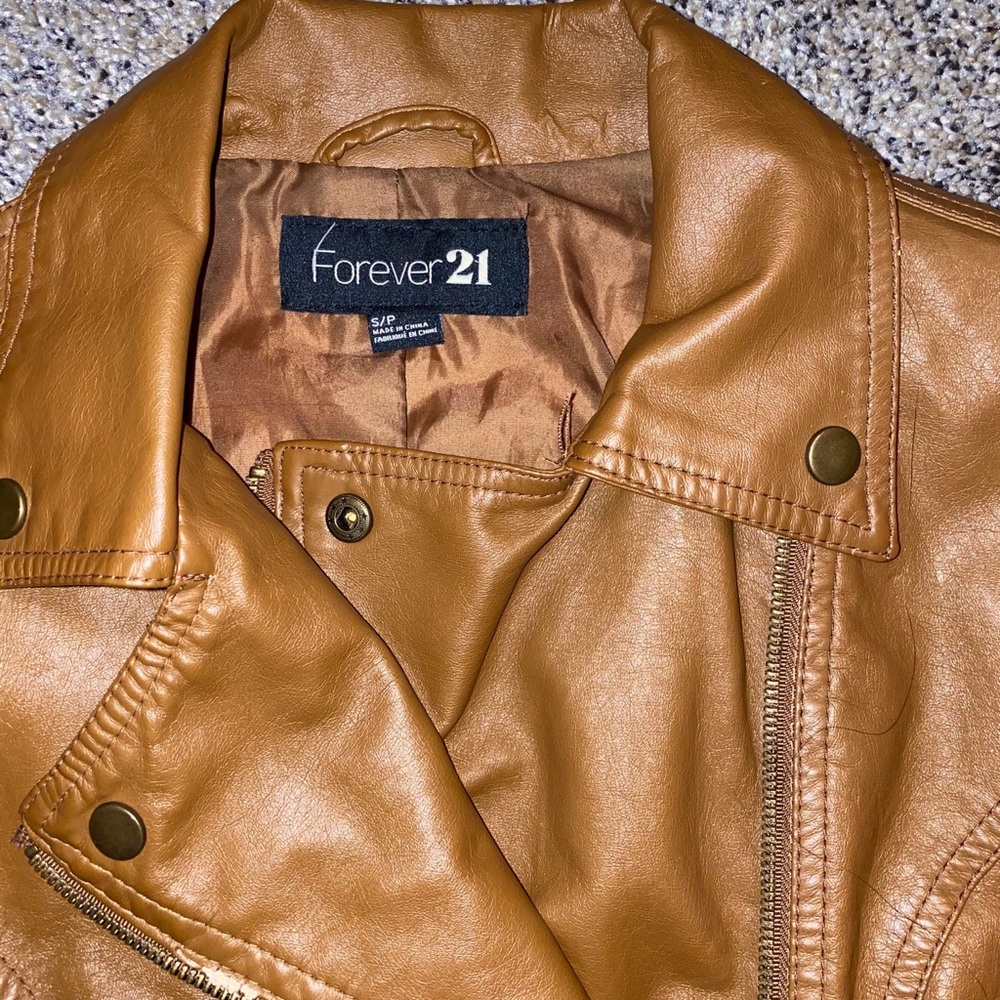 Womens Leather Jacket - Picture 5 of 5